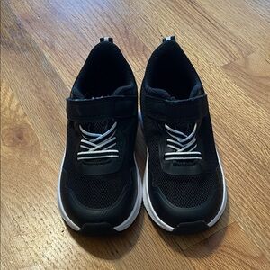 Athletic Works Black and White Toddler Sneakers